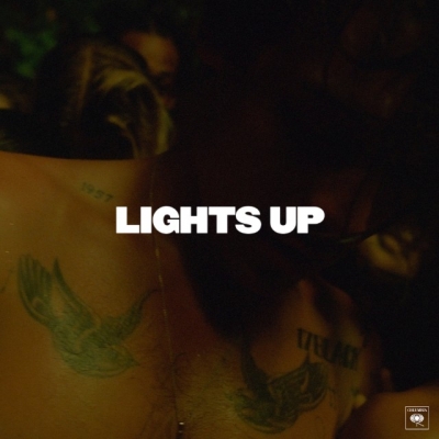 LIGHTS UP